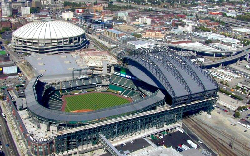 库里率勇士,险胜尼克斯,助攻,香港赛马场,赛程安排,赛果查询,马匹资料,赛事动态