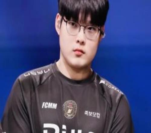 巅峰对决,川京,激战数据透,香港赛马场,赛程安排,赛果查询,马匹资料,赛事动态